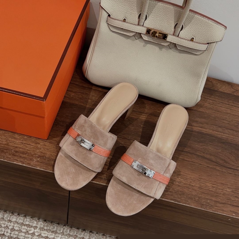 H**mes slippers